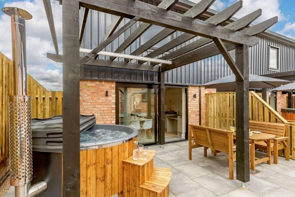 Photo of Outdoor in Moreton Valence