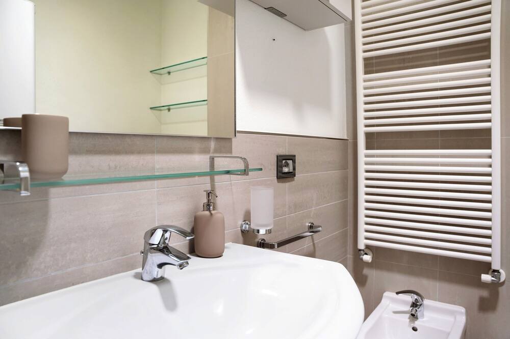 Photo of Bathroom in Rodello
