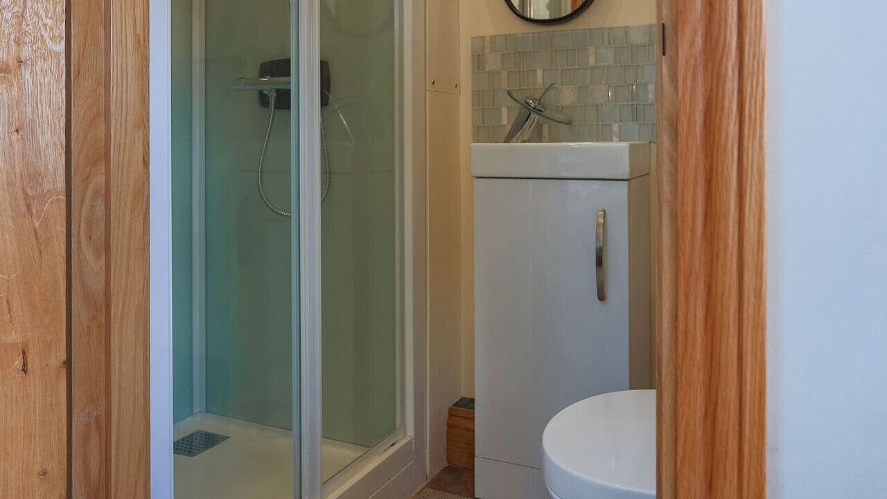 Photo of Bathroom in Grafton Regis