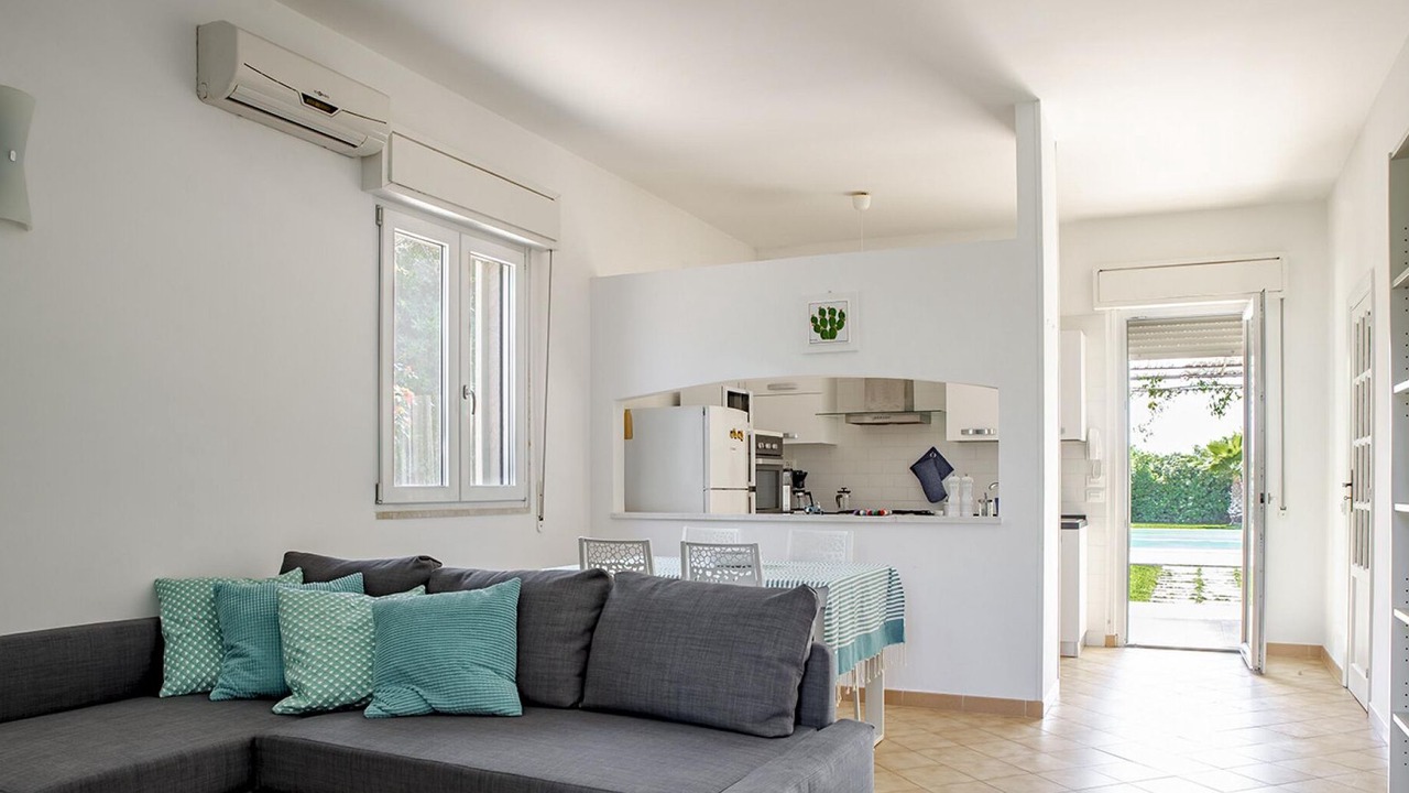 Photo of Livingroom in Syracuse