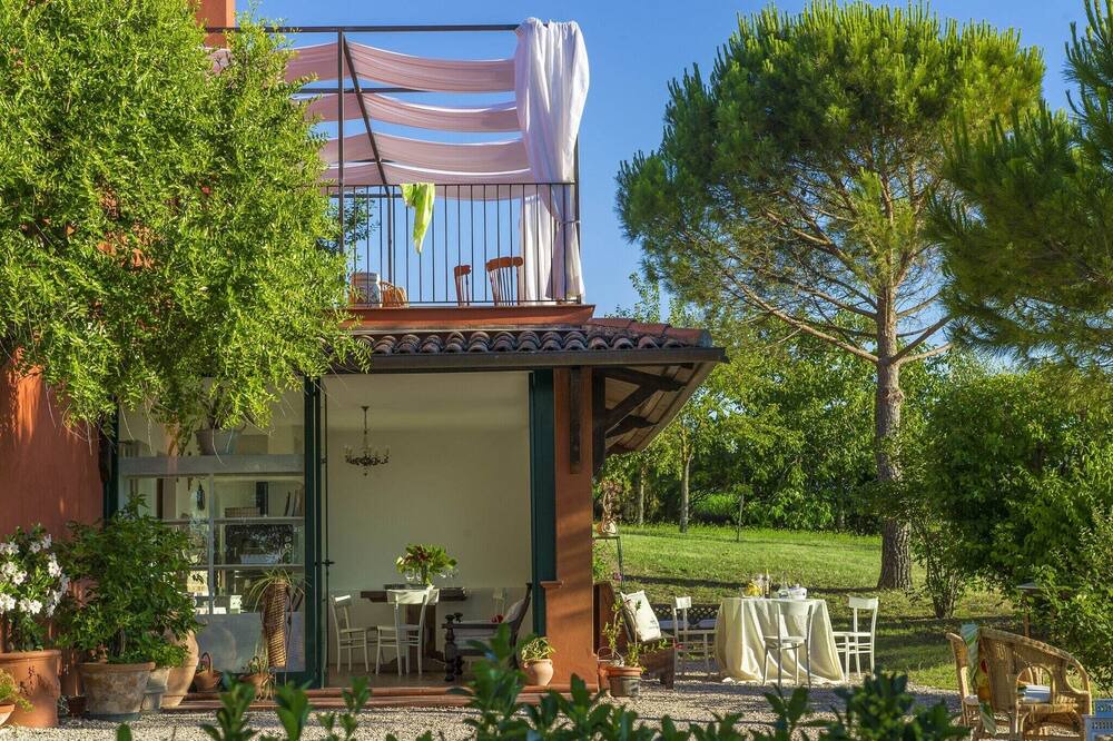 Photo of Patio Balcony in San Giovanni In Marignano