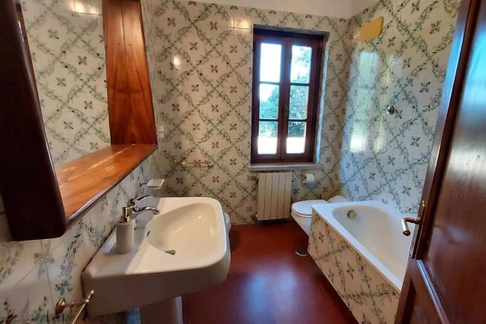 Photo of Bathroom in Pitigliano