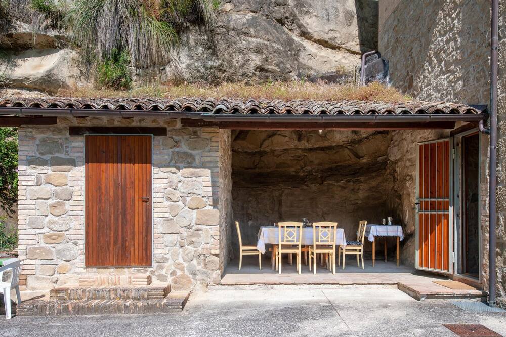Photo of Outdoor in Venarotta