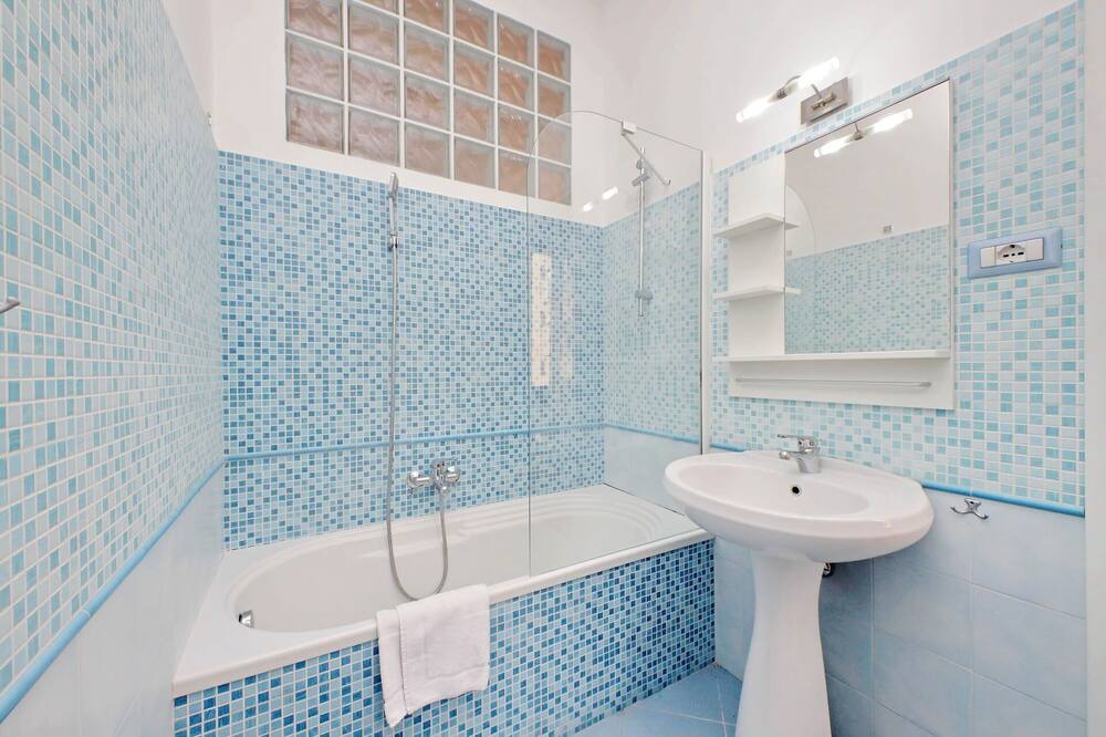 Photo of Bathroom in Tuscolano