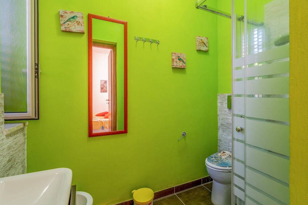 Photo of Bathroom in Arenella
