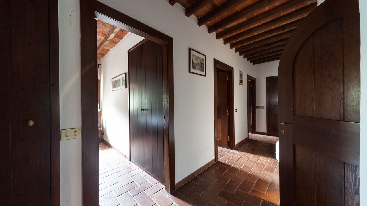 Photo of Others in Santarello