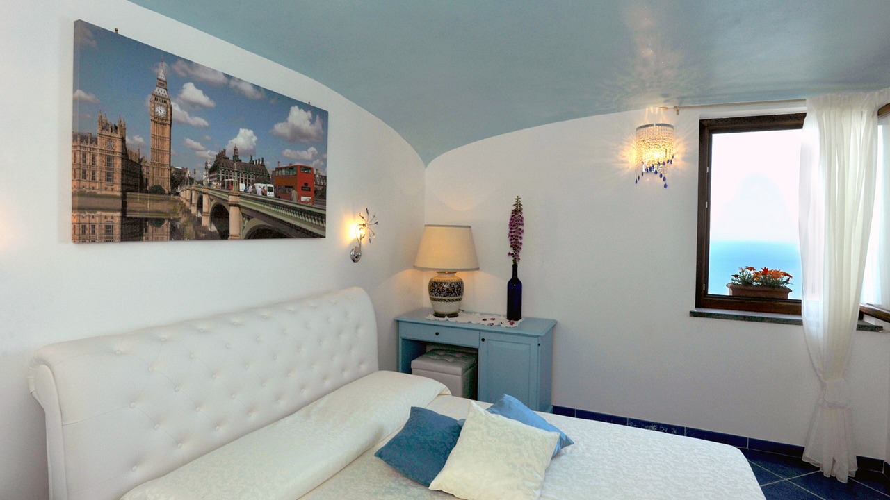 Photo of Bedroom in Pogerola