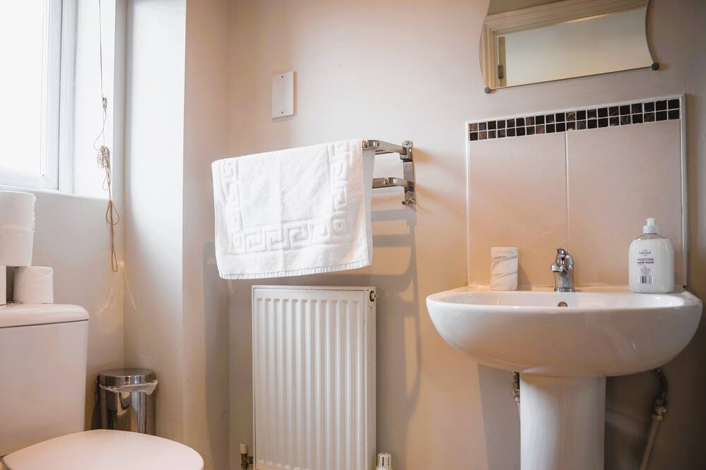 Photo of Bathroom in Newport Pagnell