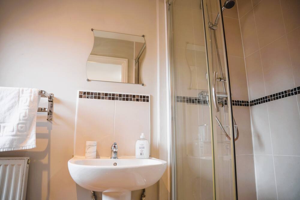 Photo of Bathroom in Newport Pagnell