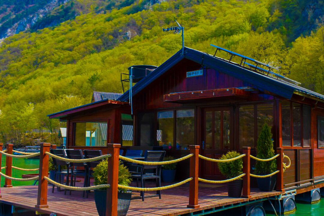 Photo of Outdoor in Perucac