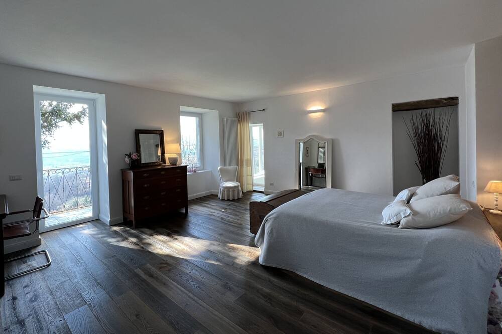 Photo of Bedroom in Bistagno