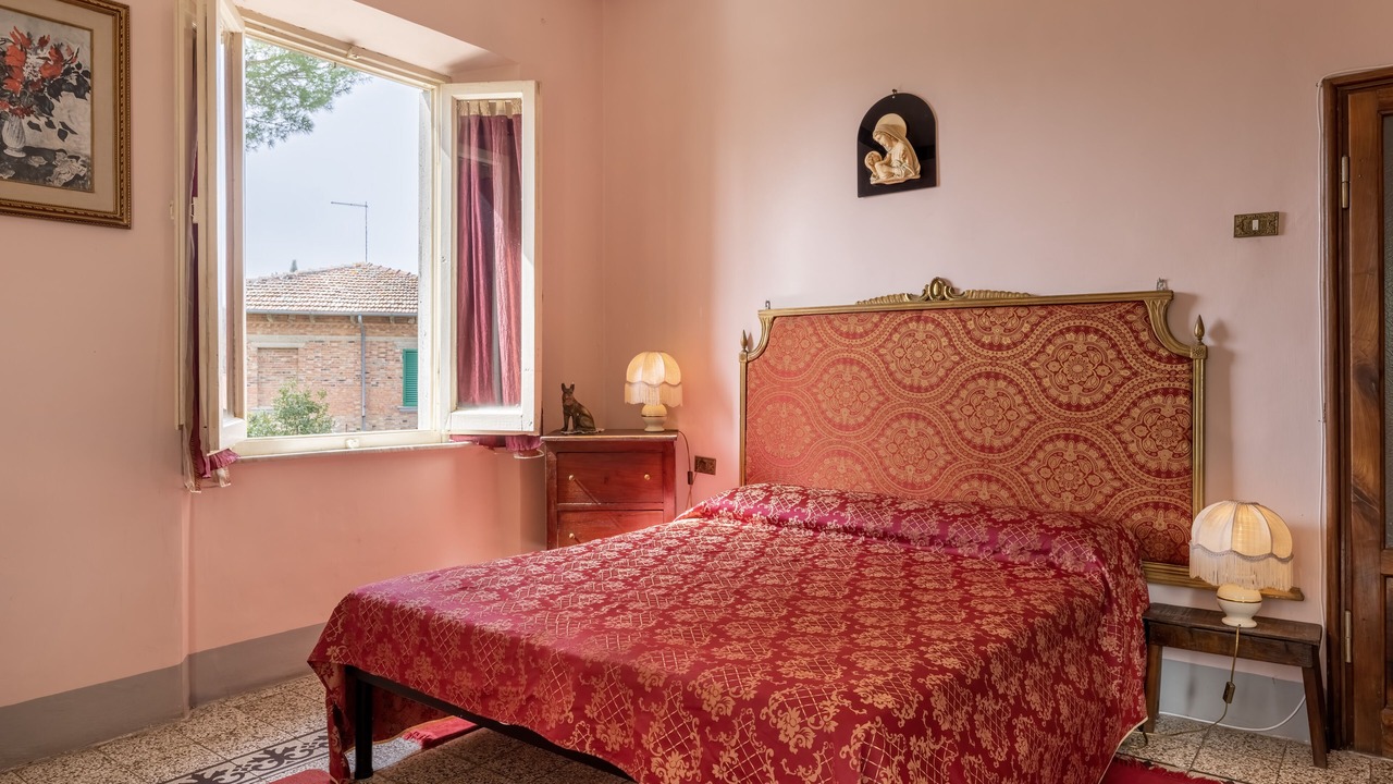 Photo of Bedroom in Montefollonico