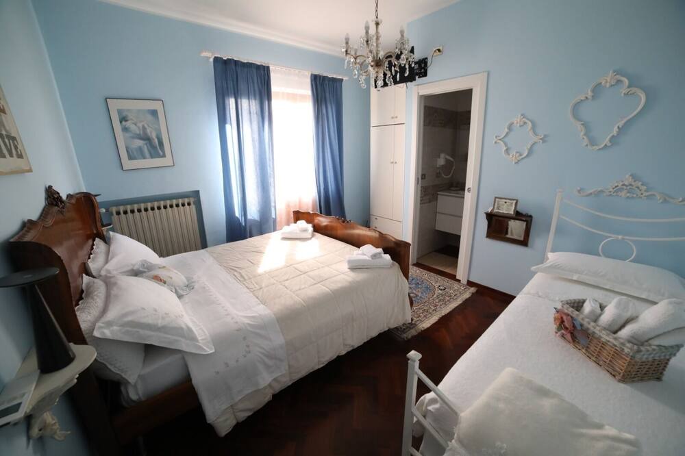 Photo of Bedroom in Colonnella