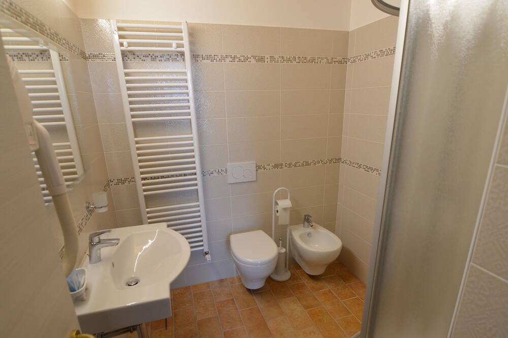 Photo of Bathroom in Gemmano