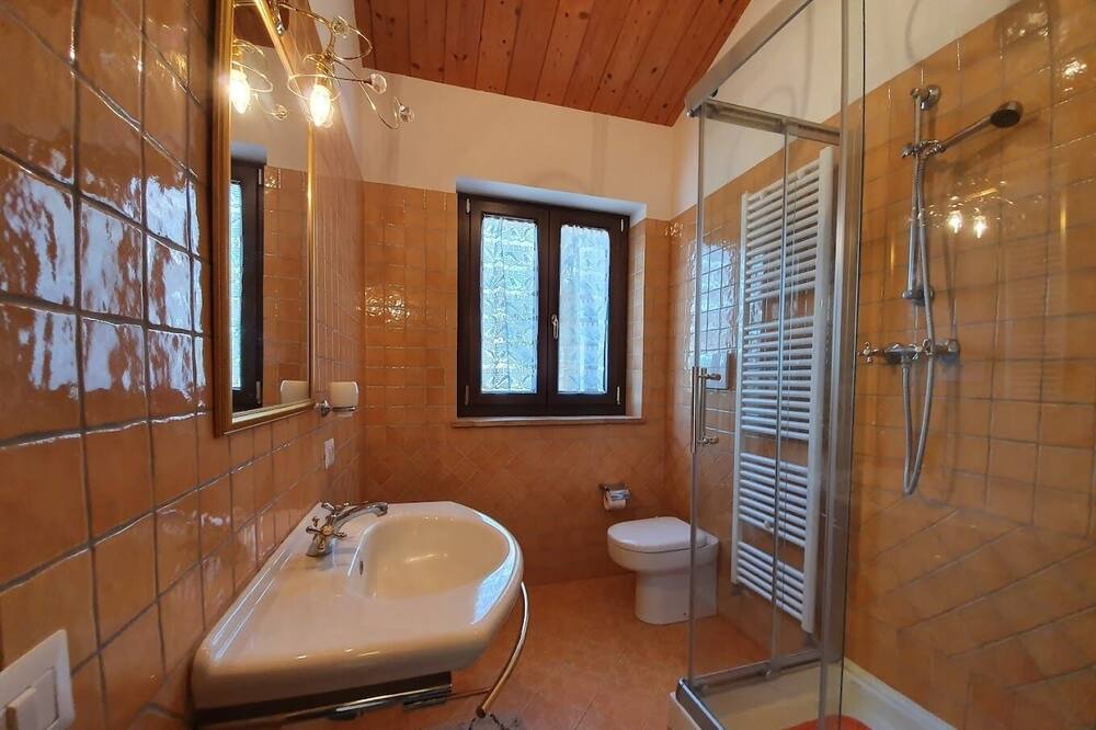 Photo of Bathroom in Urbisaglia