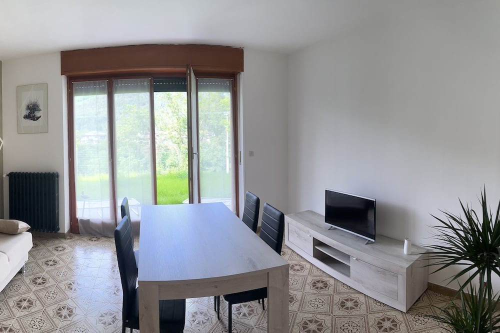 Photo of Livingroom in Traves