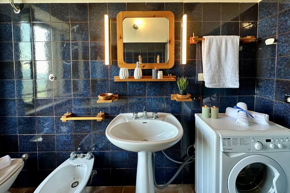Photo of Bathroom in Petritoli