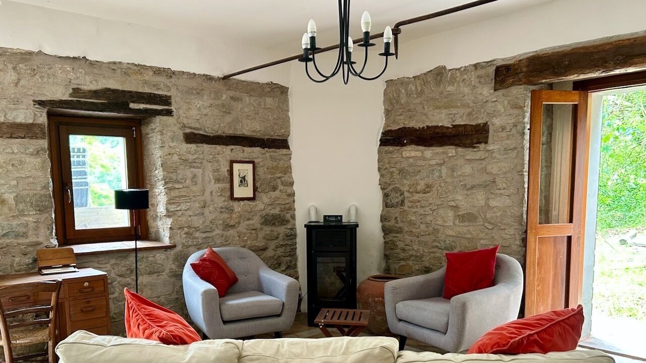 Photo of Livingroom in Toano