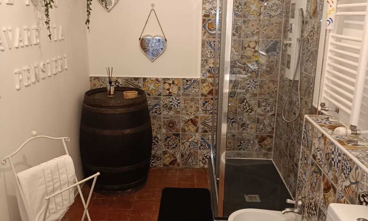 Photo of Bathroom in Montaldo Scarampi