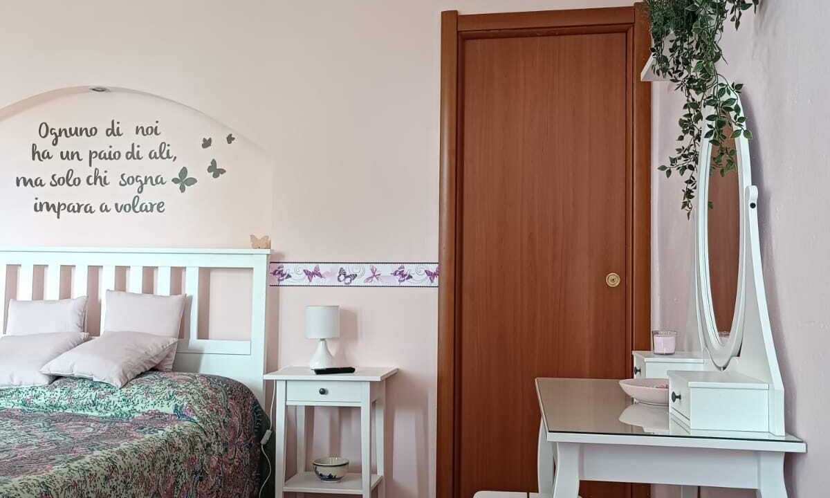 Photo of Bedroom in Montaldo Scarampi