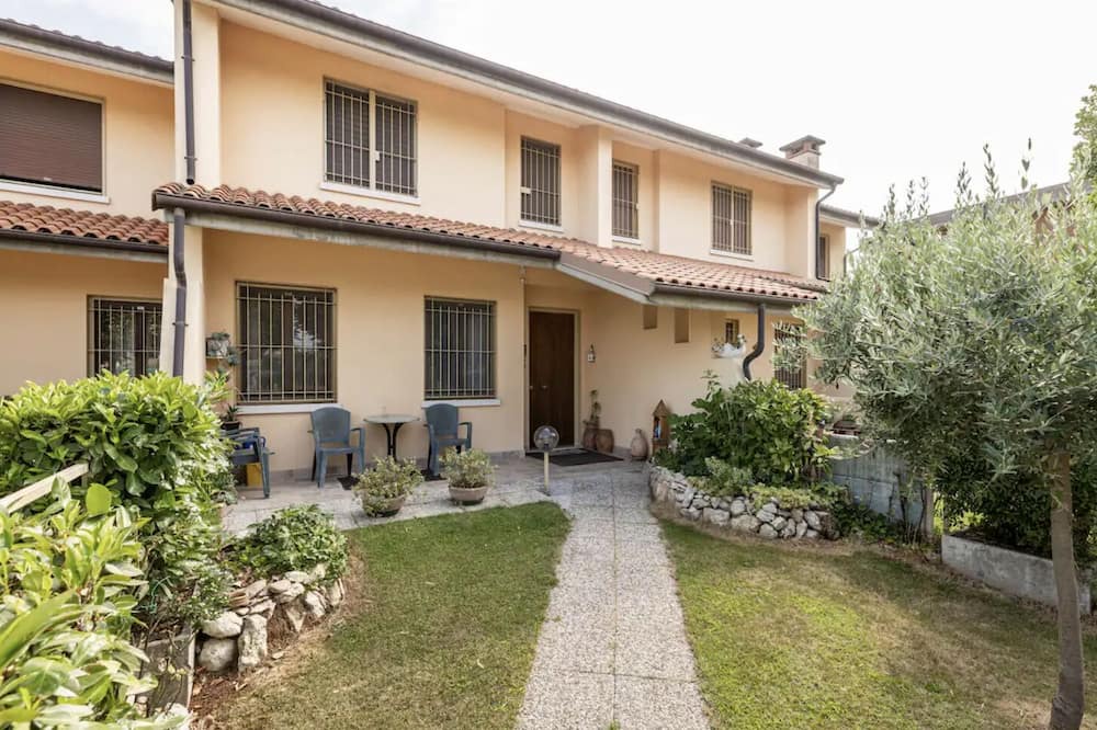 Photo of Outdoor in San Giovanni Lupatoto