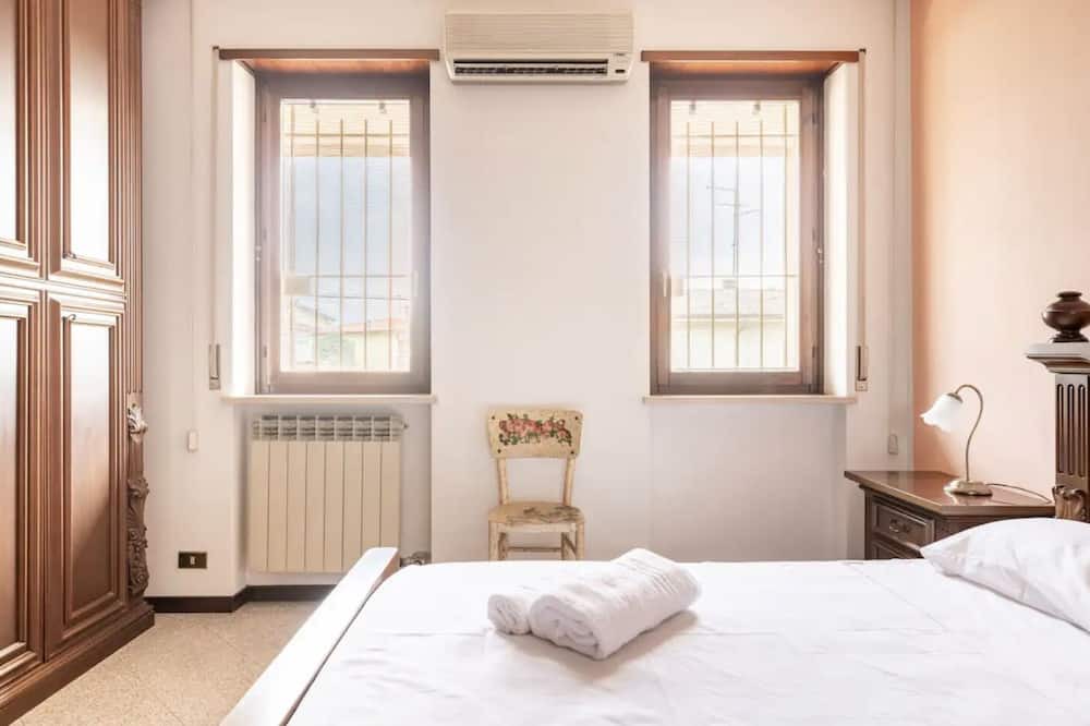 Photo of Bedroom in San Giovanni Lupatoto