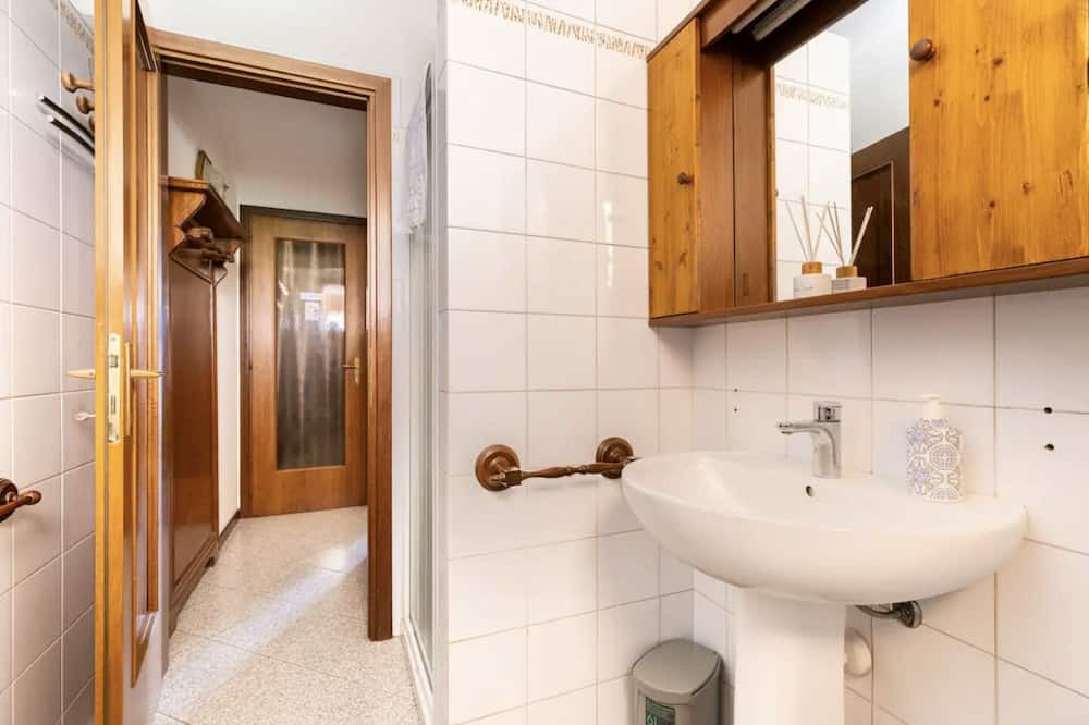 Photo of Bathroom in San Giovanni Lupatoto