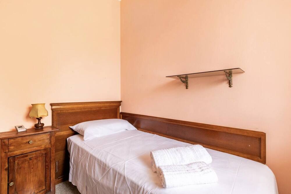 Photo of Bedroom in San Giovanni Lupatoto