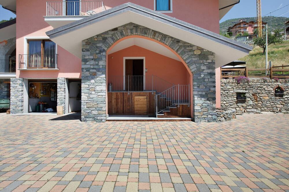 Photo of Outdoor in Chantignan
