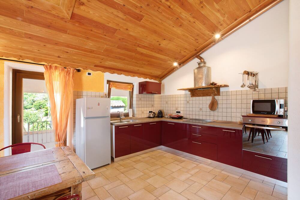 Photo of Kitchen in Chantignan