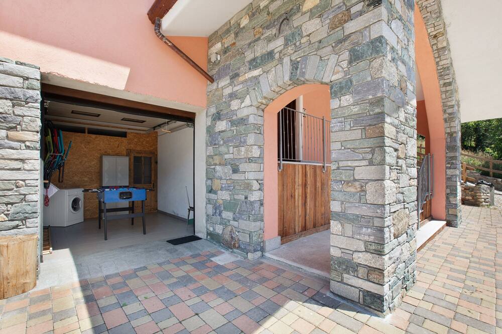 Photo of Outdoor in Chantignan