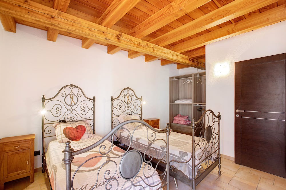 Photo of Bedroom in Chantignan