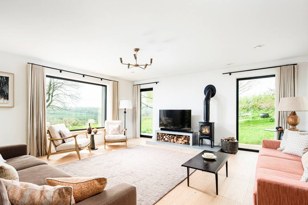 Photo of Livingroom in Barrow Gurney