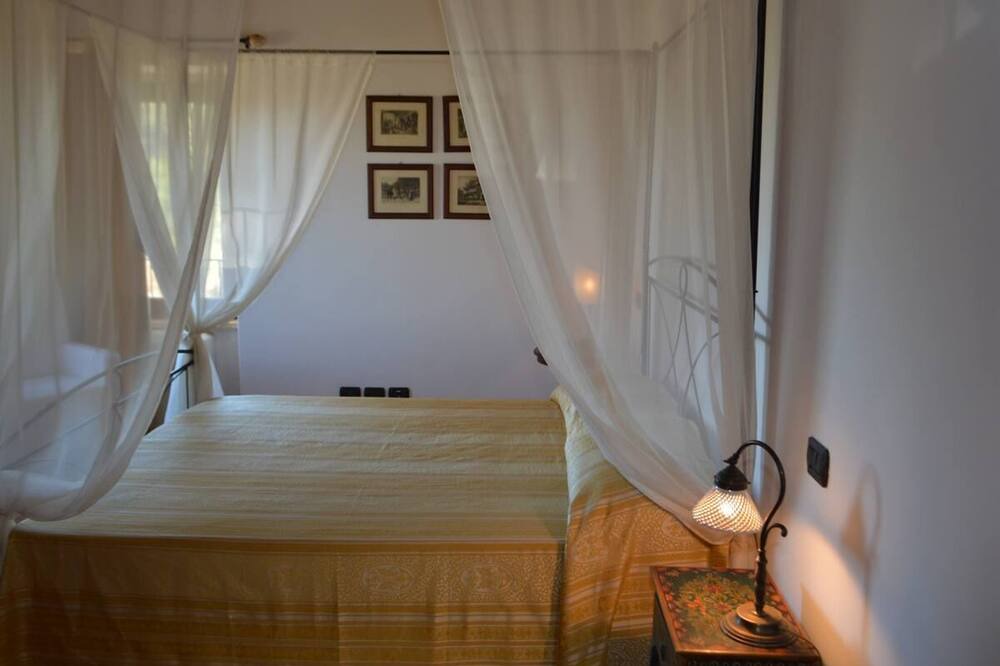 Photo of Bedroom in Loro Piceno