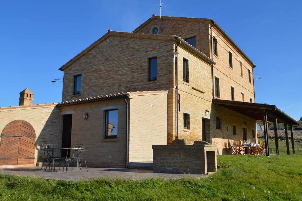 Photo of Outdoor in Loro Piceno