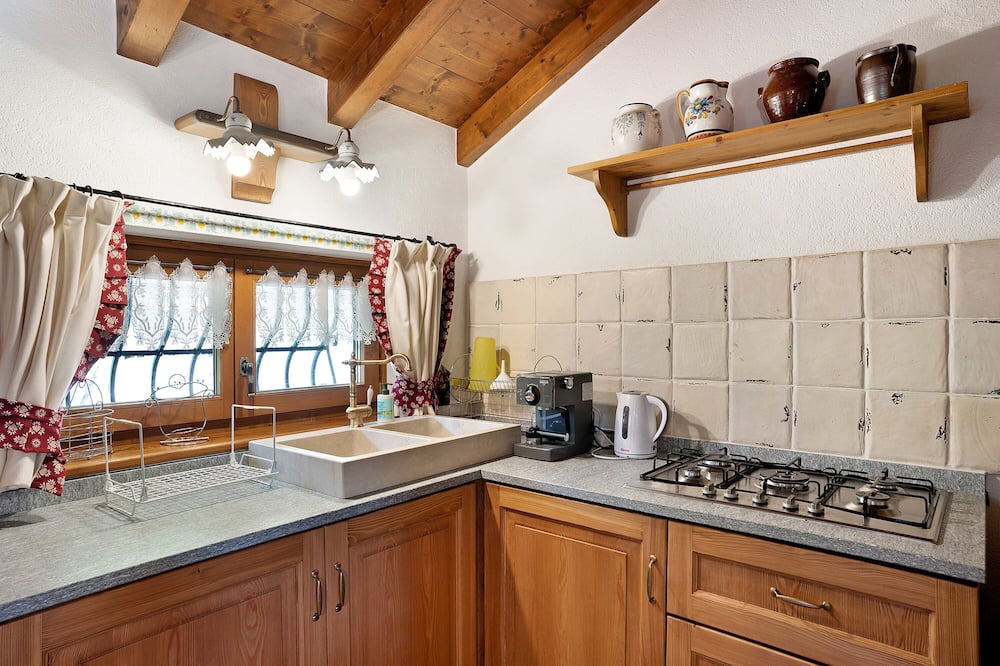 Photo of Kitchen in Rabbi