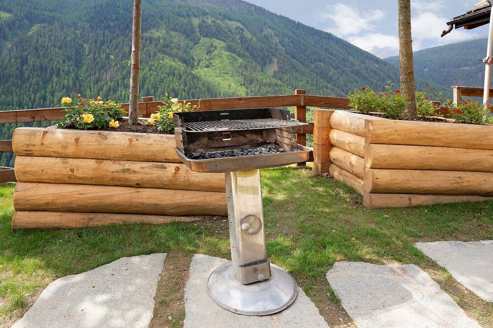 Photo of Outdoor in Rabbi