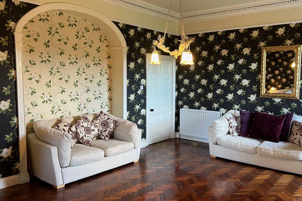 Photo of Livingroom in Annsborough