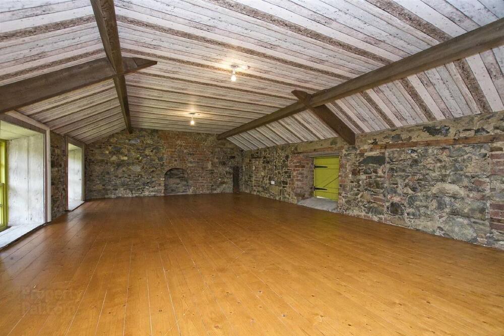 Photo of Outdoor in Annsborough