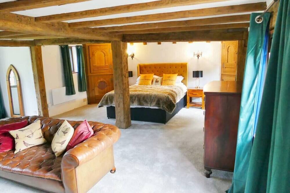 Photo of Livingroom in Upper Dicker