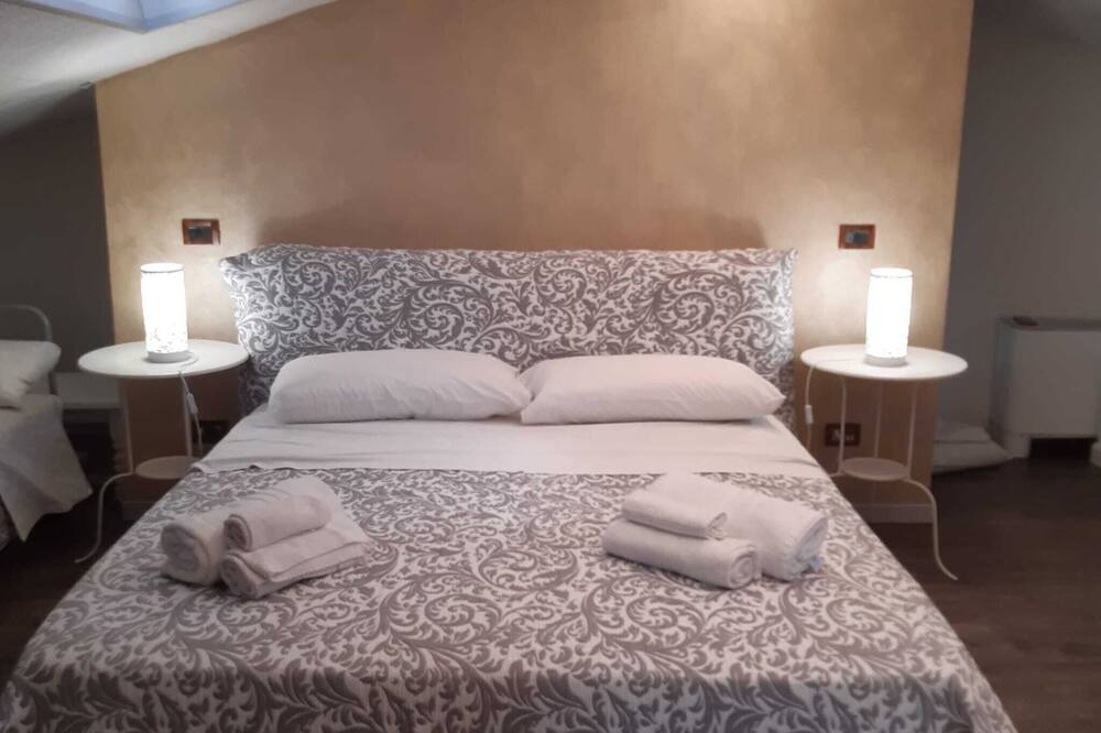 Photo of Bedroom in Sud