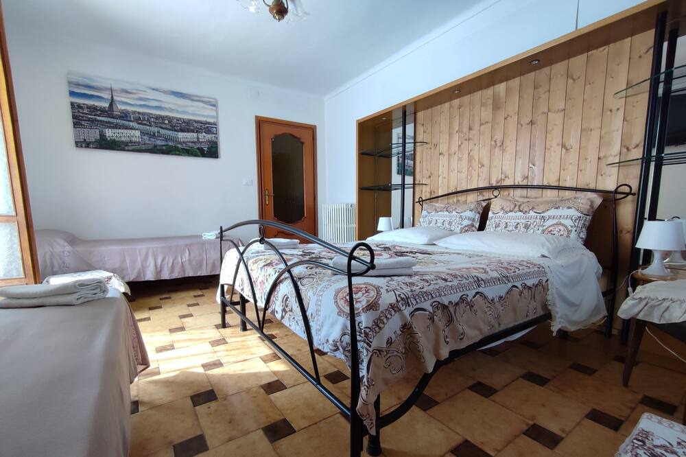 Photo of Bedroom in Venaria Reale