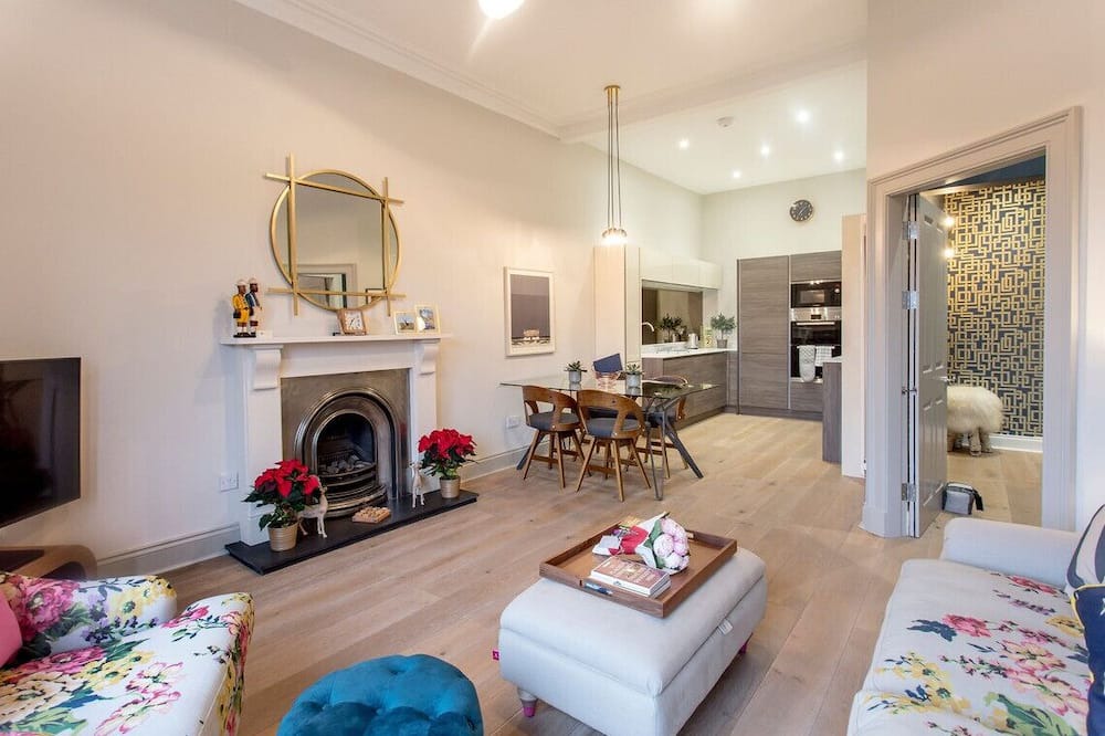 Photo of Livingroom in Haymarket