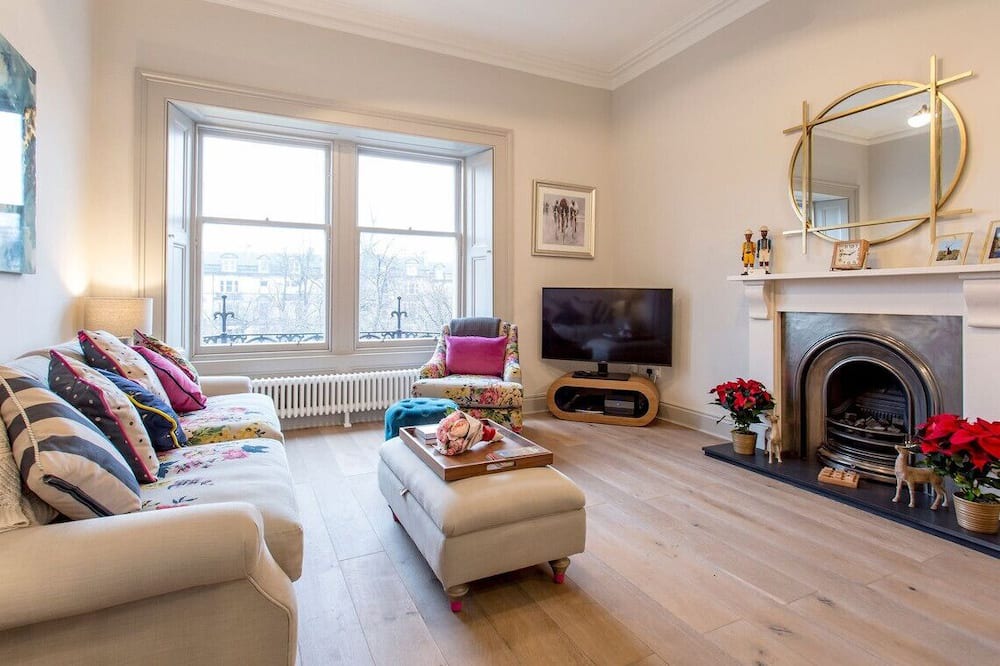 Photo of Livingroom in Haymarket