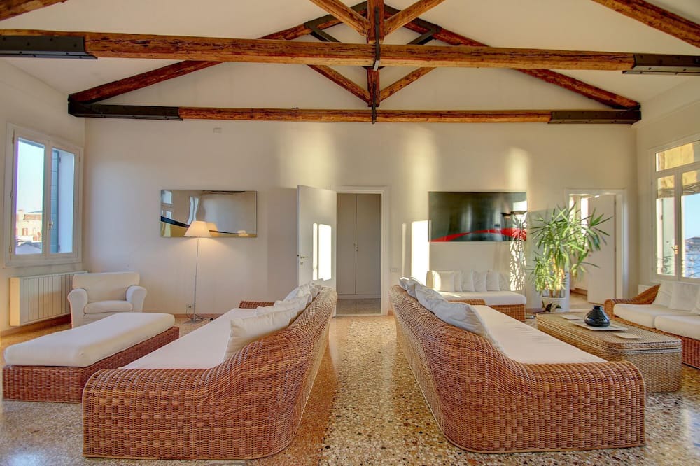 Photo of Livingroom in Dorsoduro