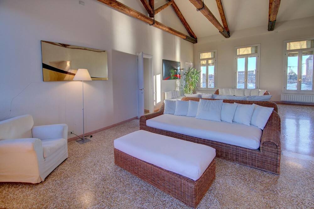 Photo of Livingroom in Dorsoduro