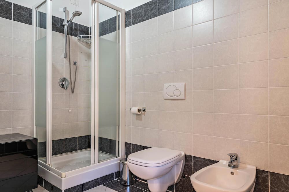 Photo of Bathroom in Laveno