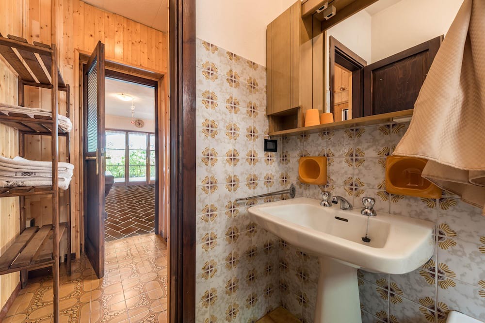 Photo of Bathroom in Liano-Formaga