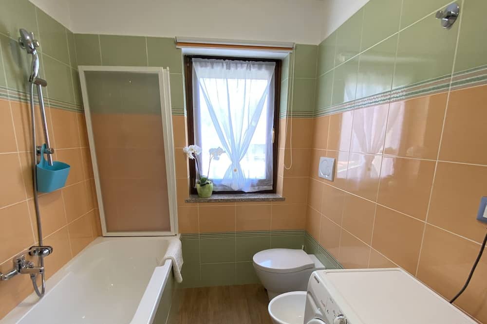 Photo of Bathroom in Cirie