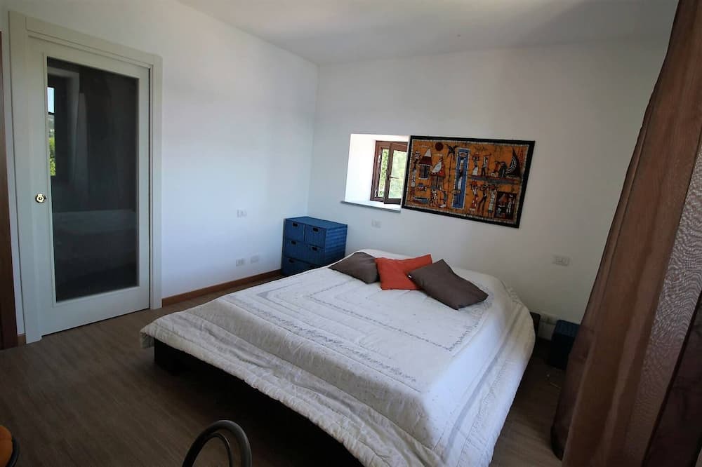 Photo of Bedroom in Pella
